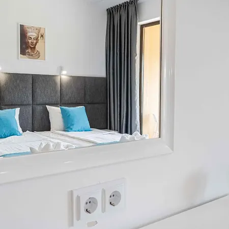 Apartament Studioreginacarevo